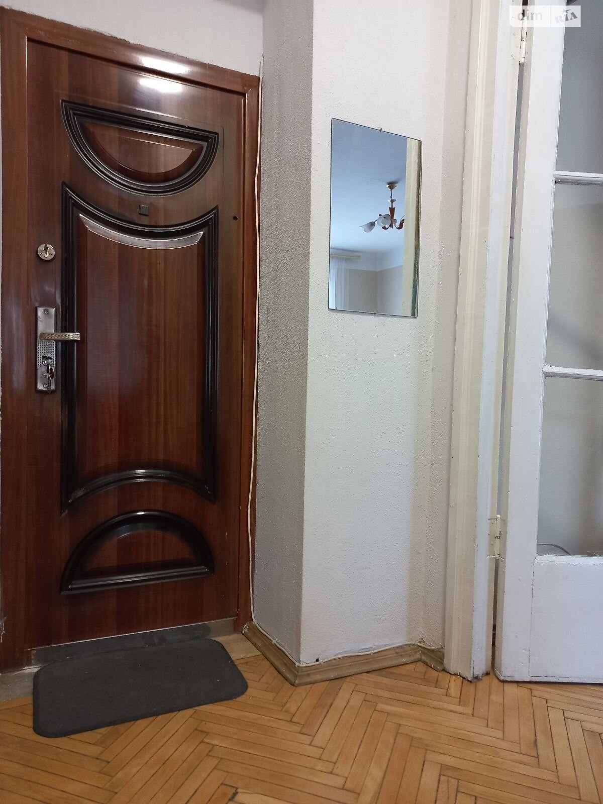 Cozy and Bright 1-Bedroom Apartment on Gorodotska Street