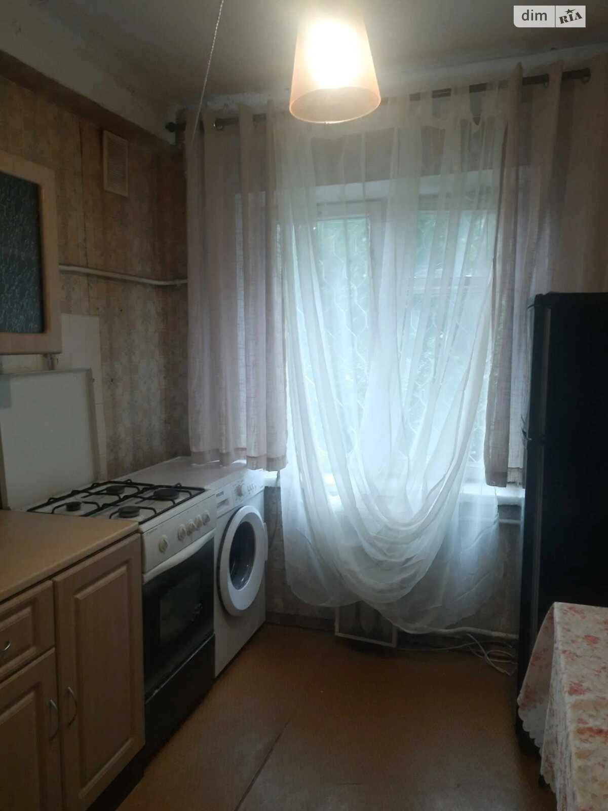 Apartment on Vasylkivska Street with Parquet Floors and Corner Sofa