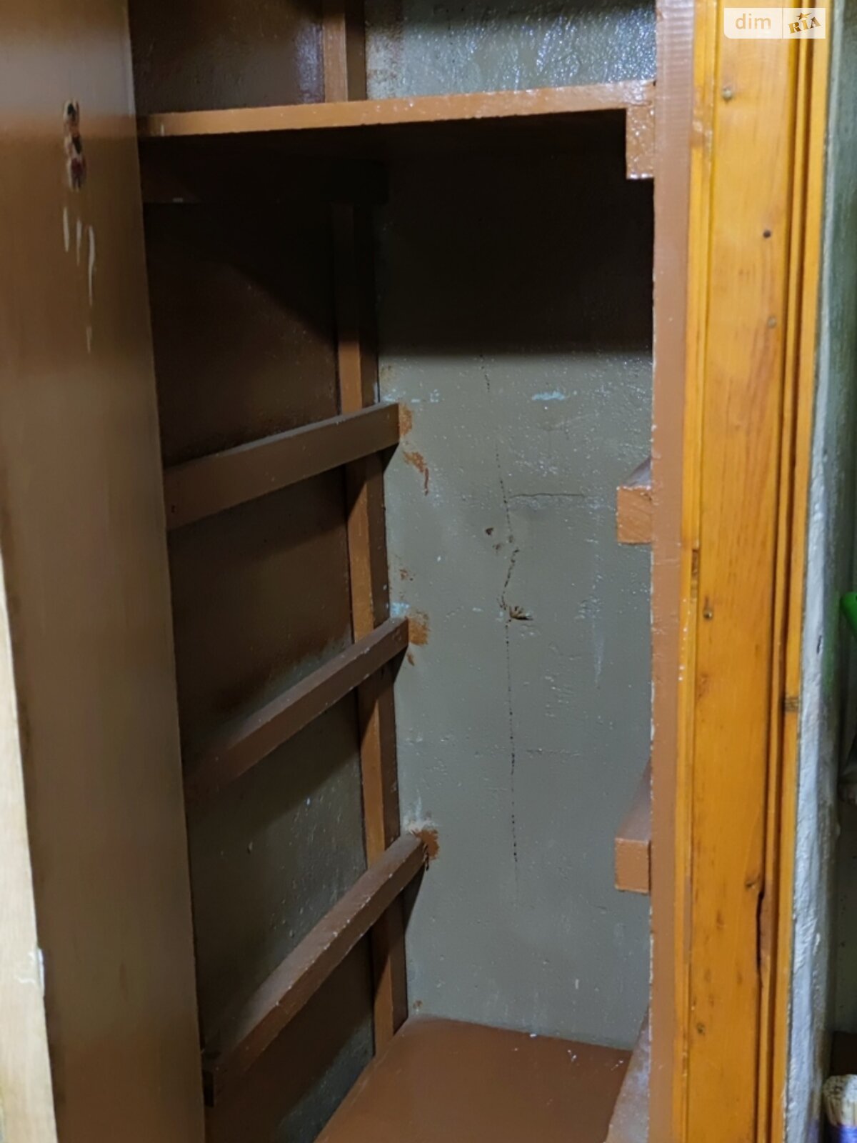1-Room Apartment on Teatralna Street, Compact Urban Living