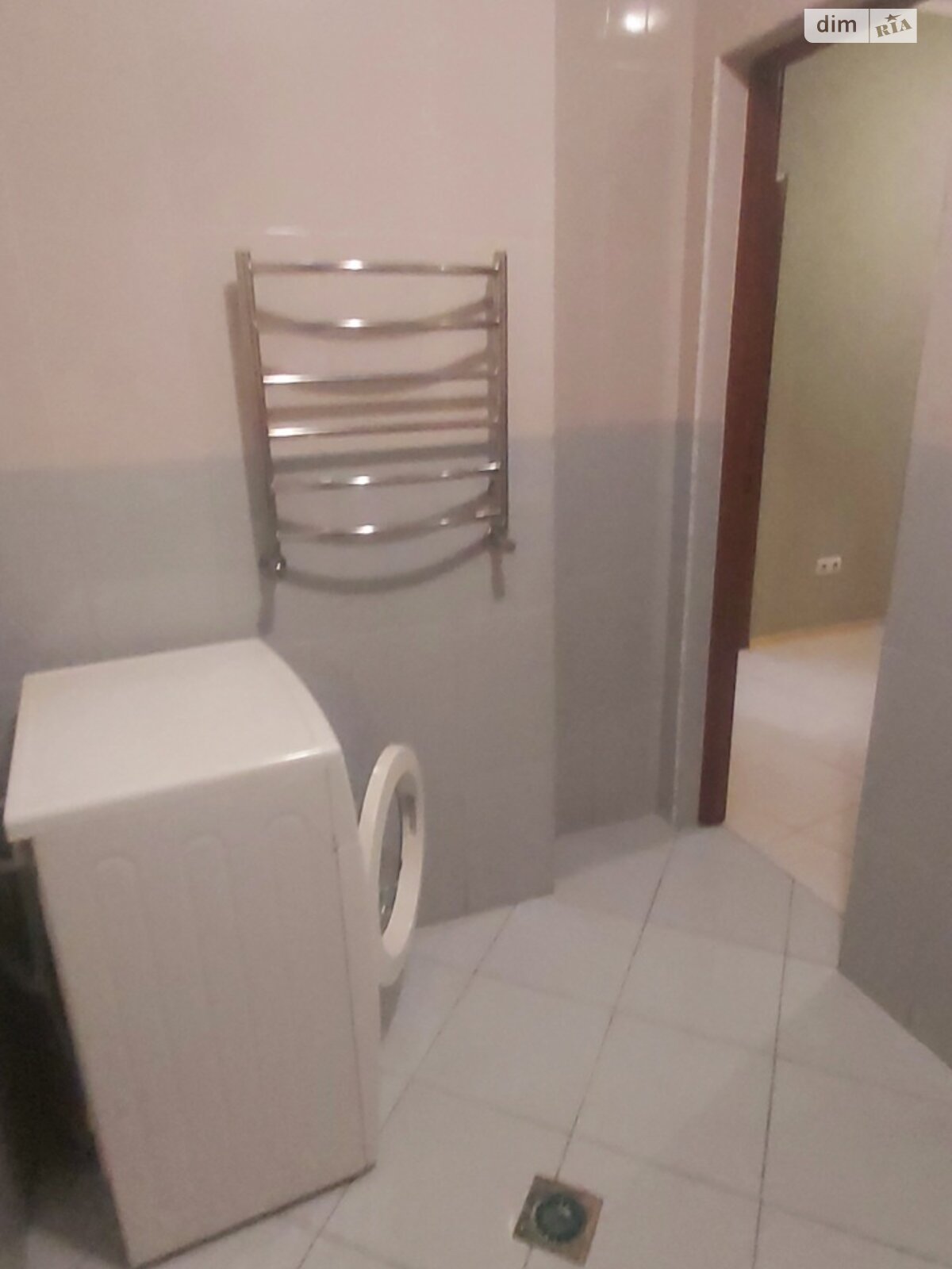 Two-bedroom apartment near city center with full furnishings