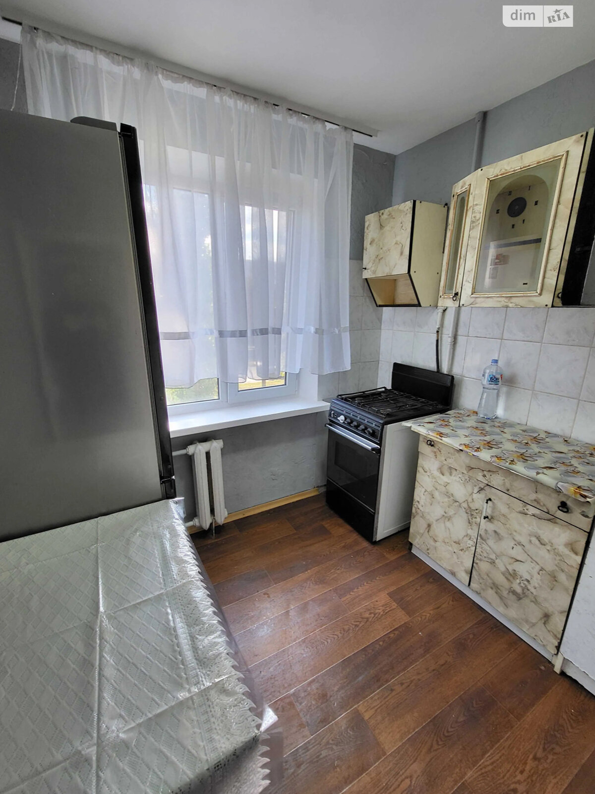 2-Room Apartment in Kiev, Lesya Kurbasa Street, Convenient Location