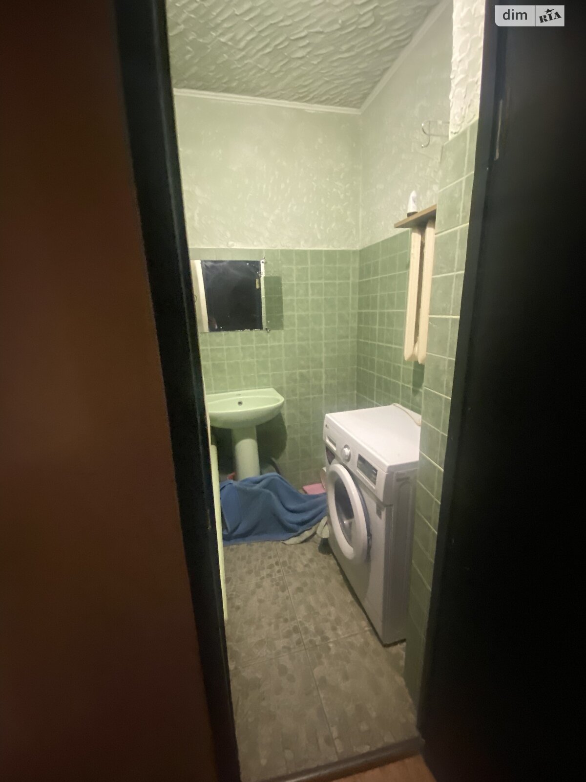 3-Room Apartment on Kalinova, Near Sofya Kovalevskaya Stop