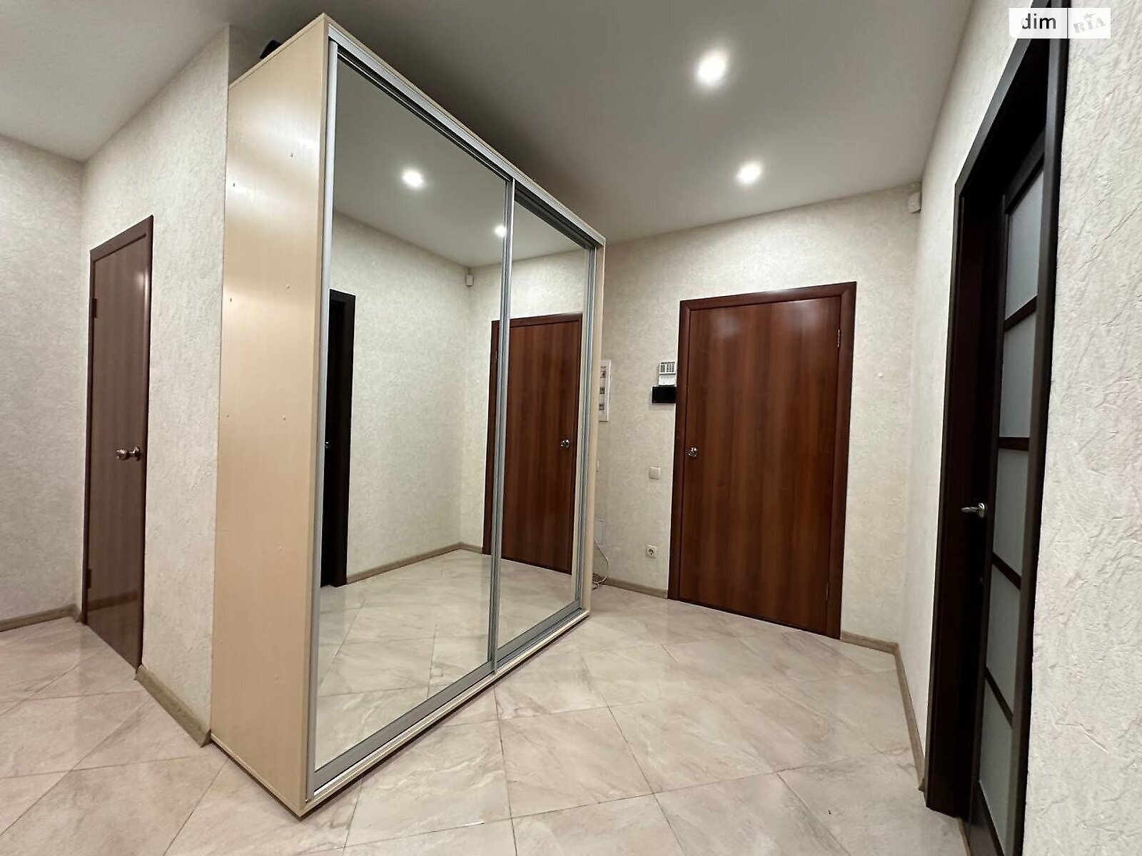 3-Room Apartment with Large Kitchen-Living Area, Dog-Friendly