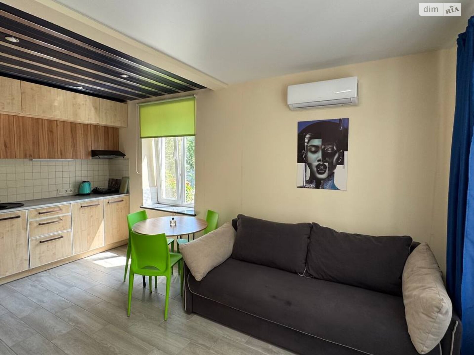 Modern 1-room apartment in Dnipro with comfortable amenities