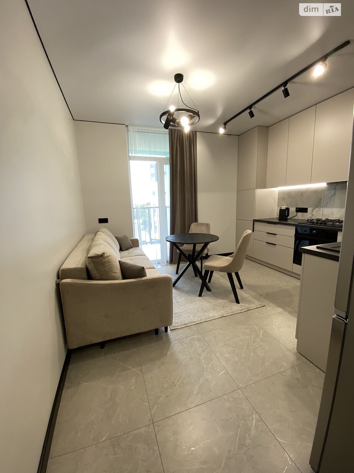 1-bedroom apartment in Leopold Town complex near Stryi bus station