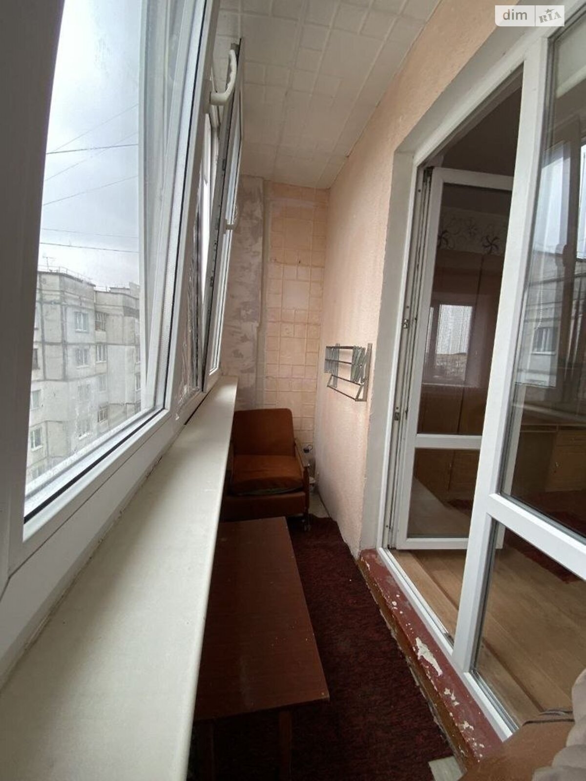 1-Bedroom Apartment with Central Heating and Furniture
