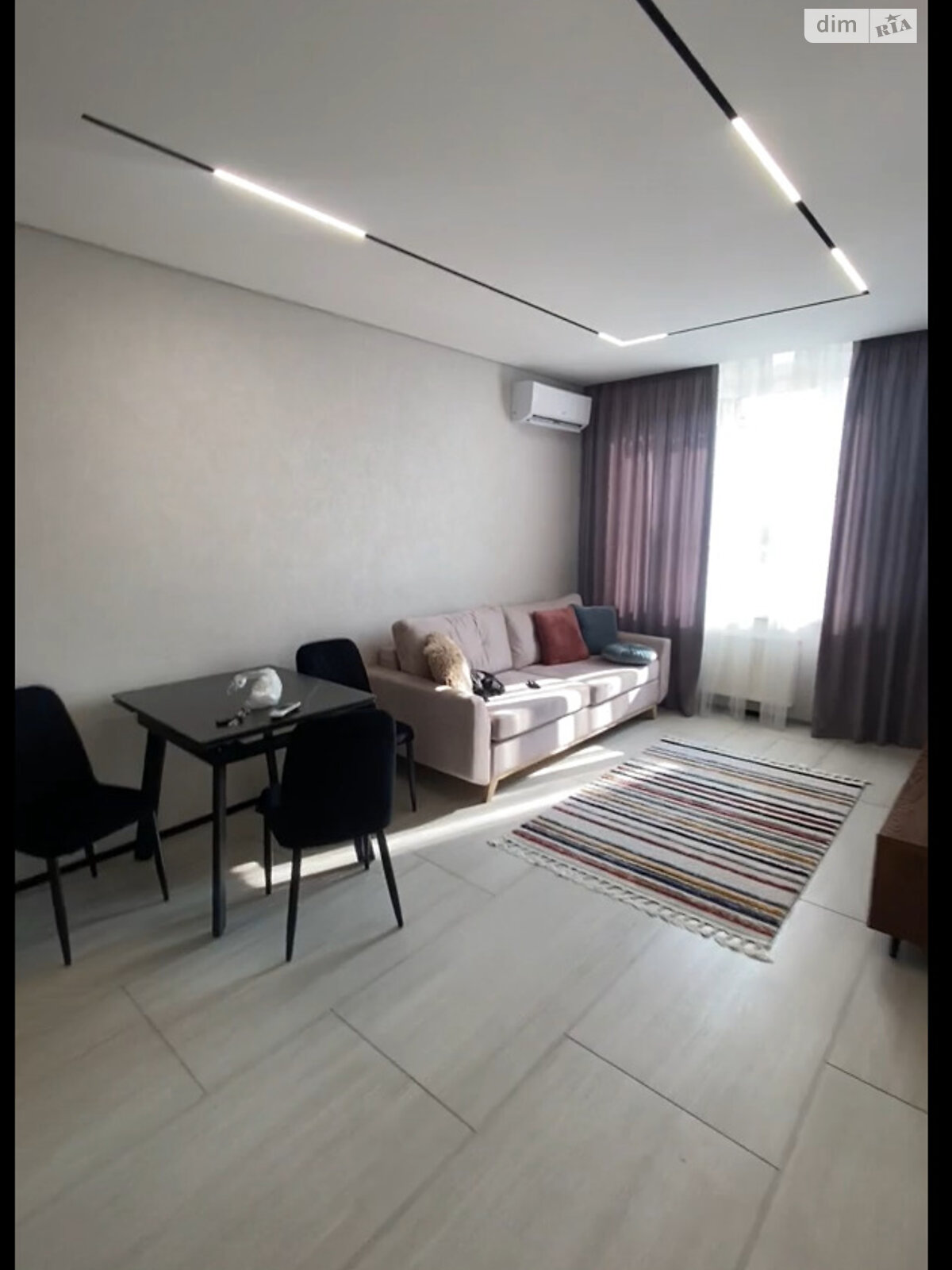 Cozy 1-bedroom apartment in Podil, Kyiv