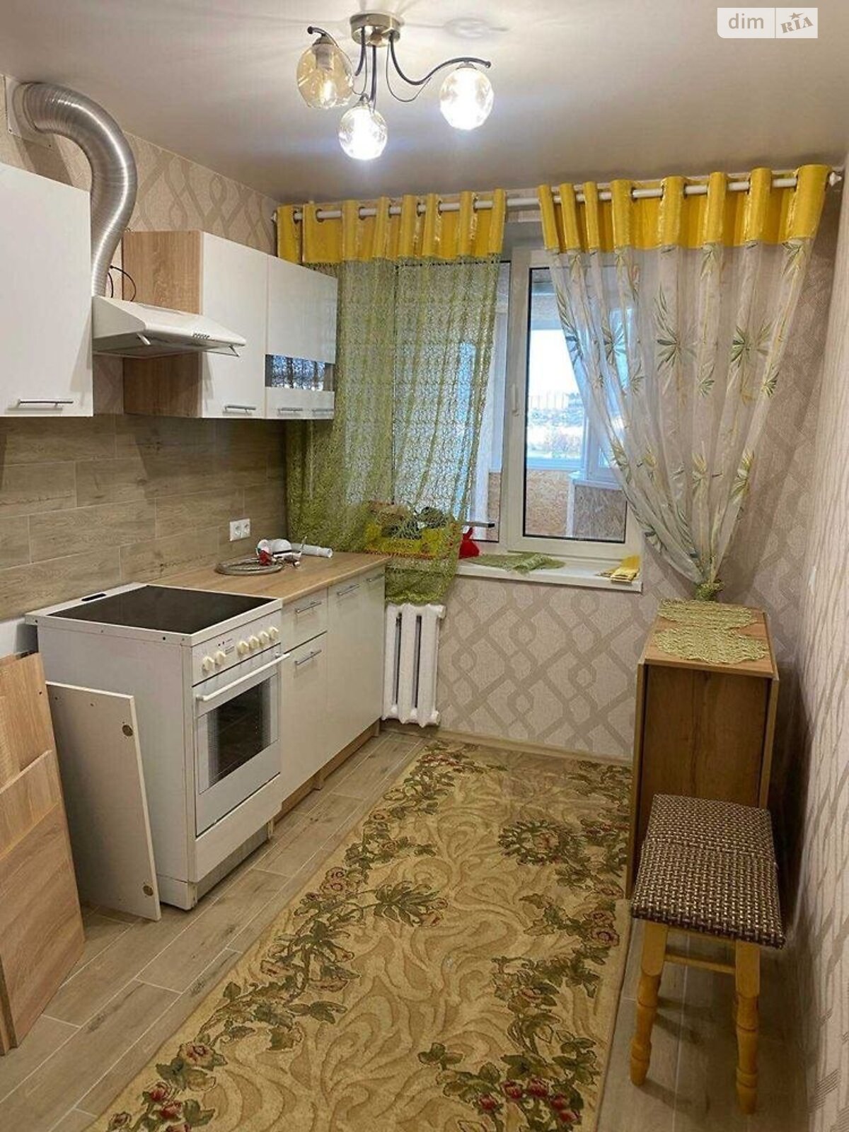 1-Bedroom Apartment with Modern Renovation