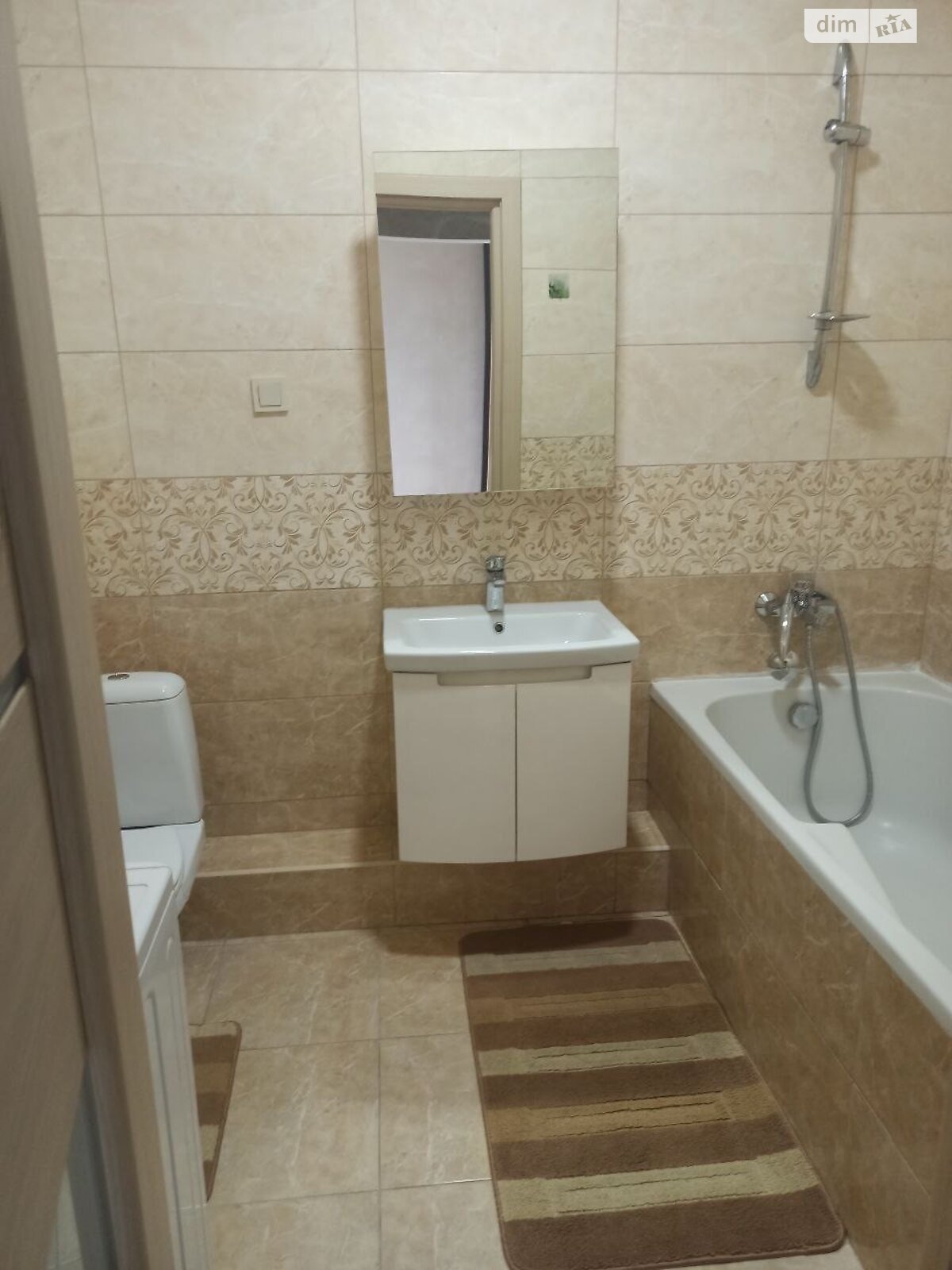 1-Room Apartment in Mikhailovsky Gorodok Complex with Renovation and Furnishings