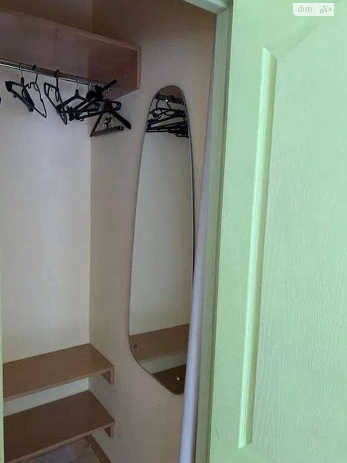 Comfortable apartment suitable for students or family, no pets allowed