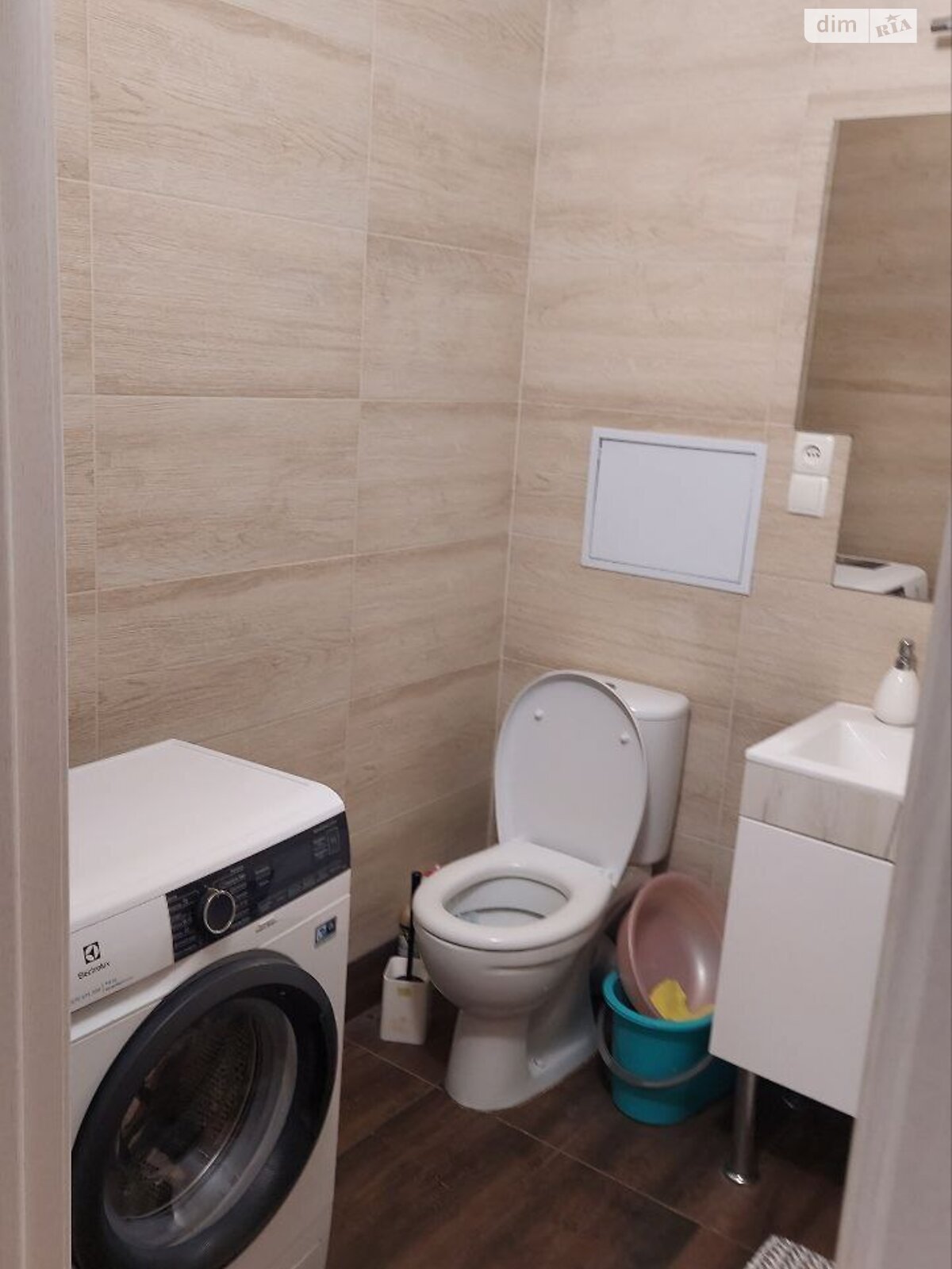 Spacious 1-bedroom apartment in Daffy district with parking