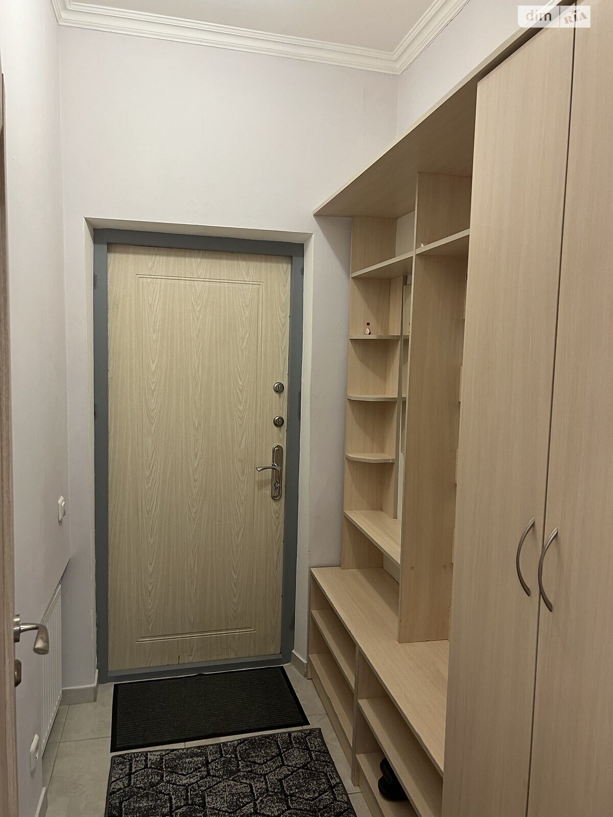 3-Bedroom Duplex Apartment on Sofievskaya Street