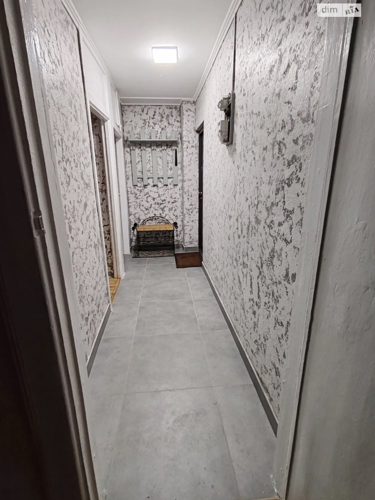 2-Room Apartment on Vaclaw Havel Street, Newly Renovated