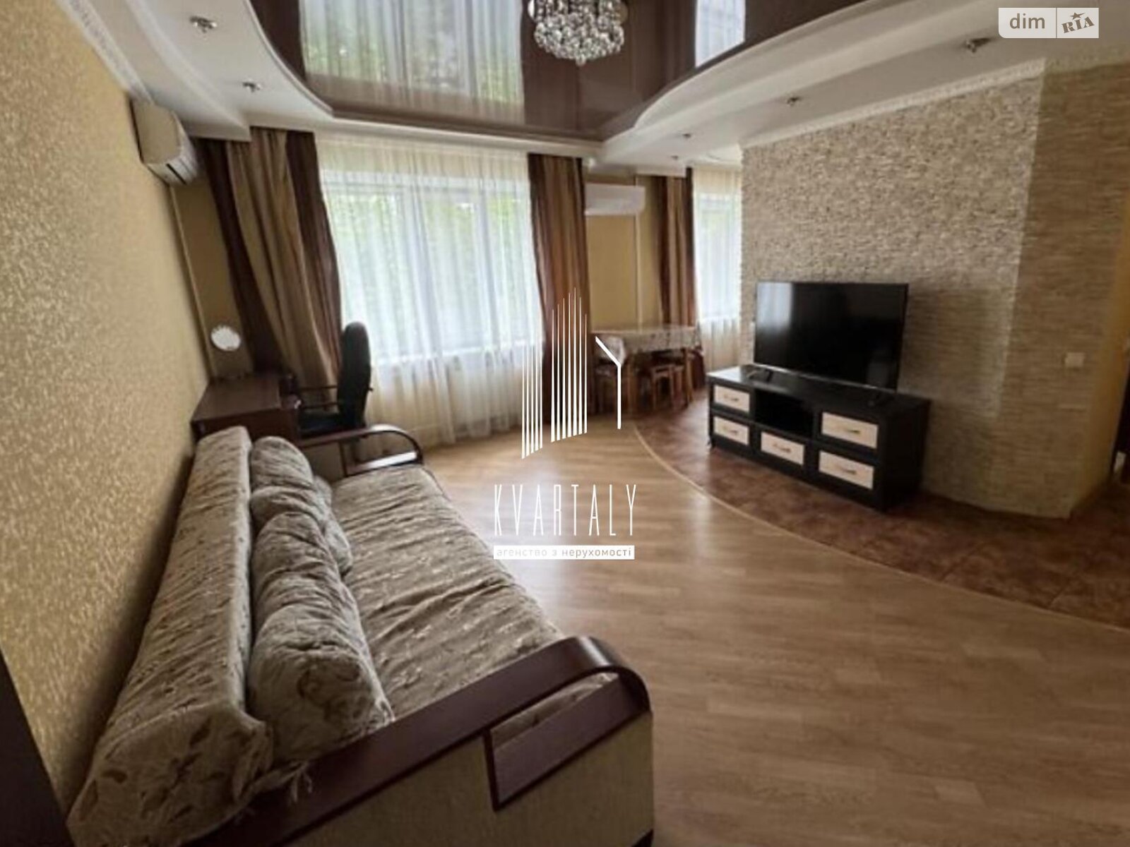 2-Room Apartment on Beresteysky Avenue, Close to Polytechnic Institute Metro