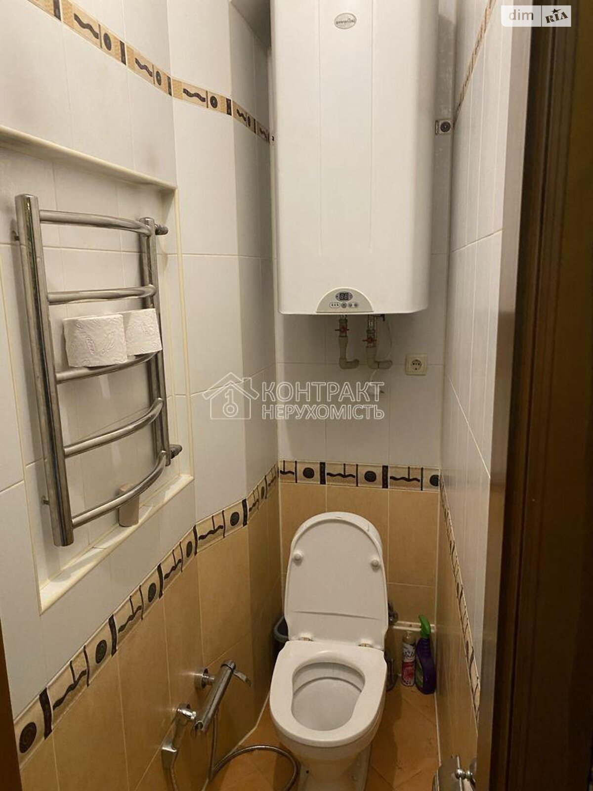 Furnished Apartment in Classic Style with Warm Atmosphere