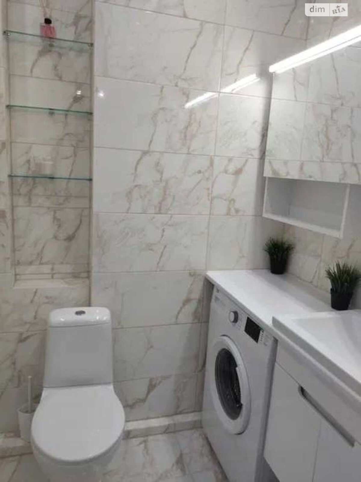 1-Bedroom Apartment in Kyiv, Fully Furnished and Equipped