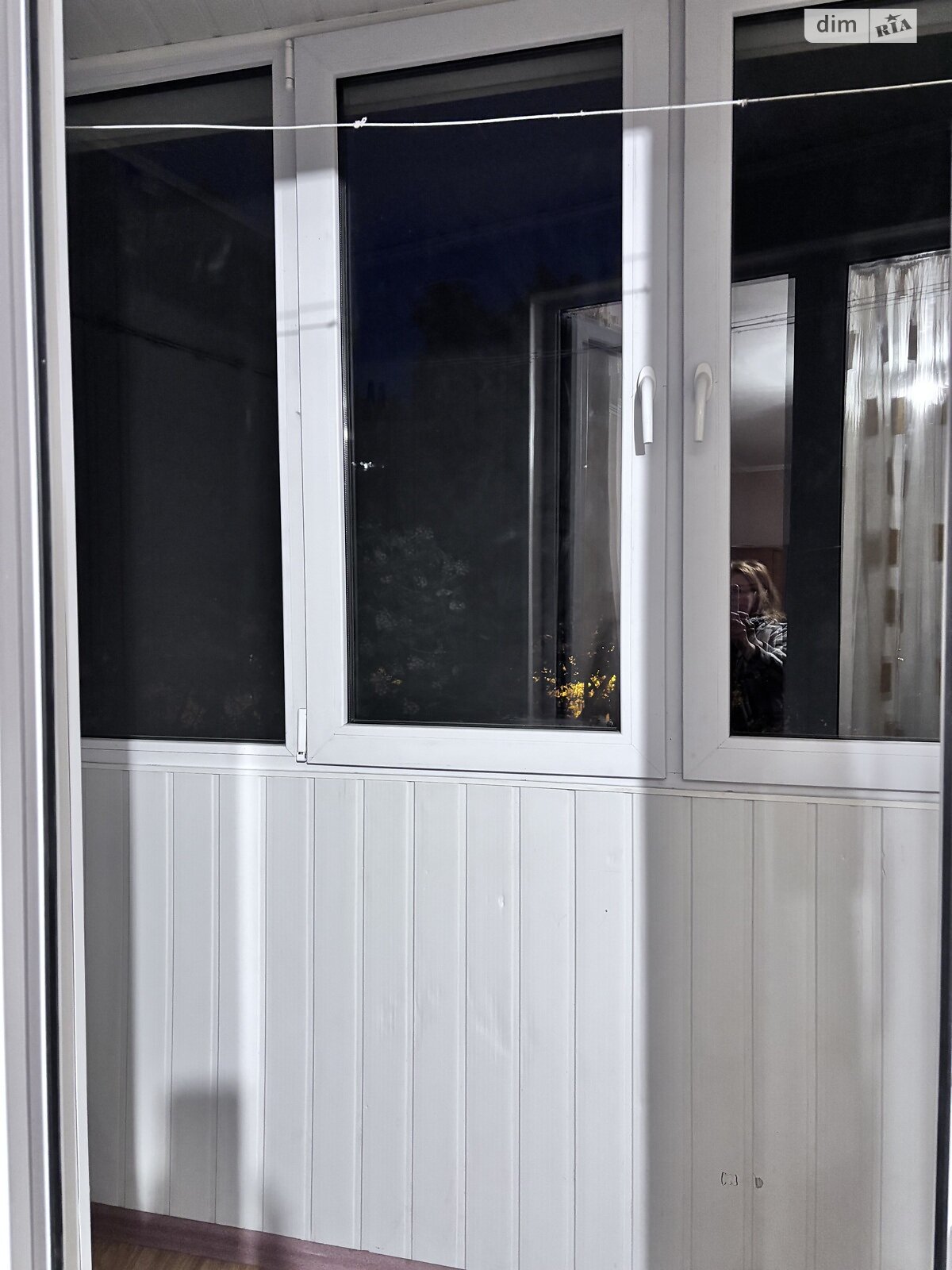 Walking distance to metro, clean apartment with fresh renovation
