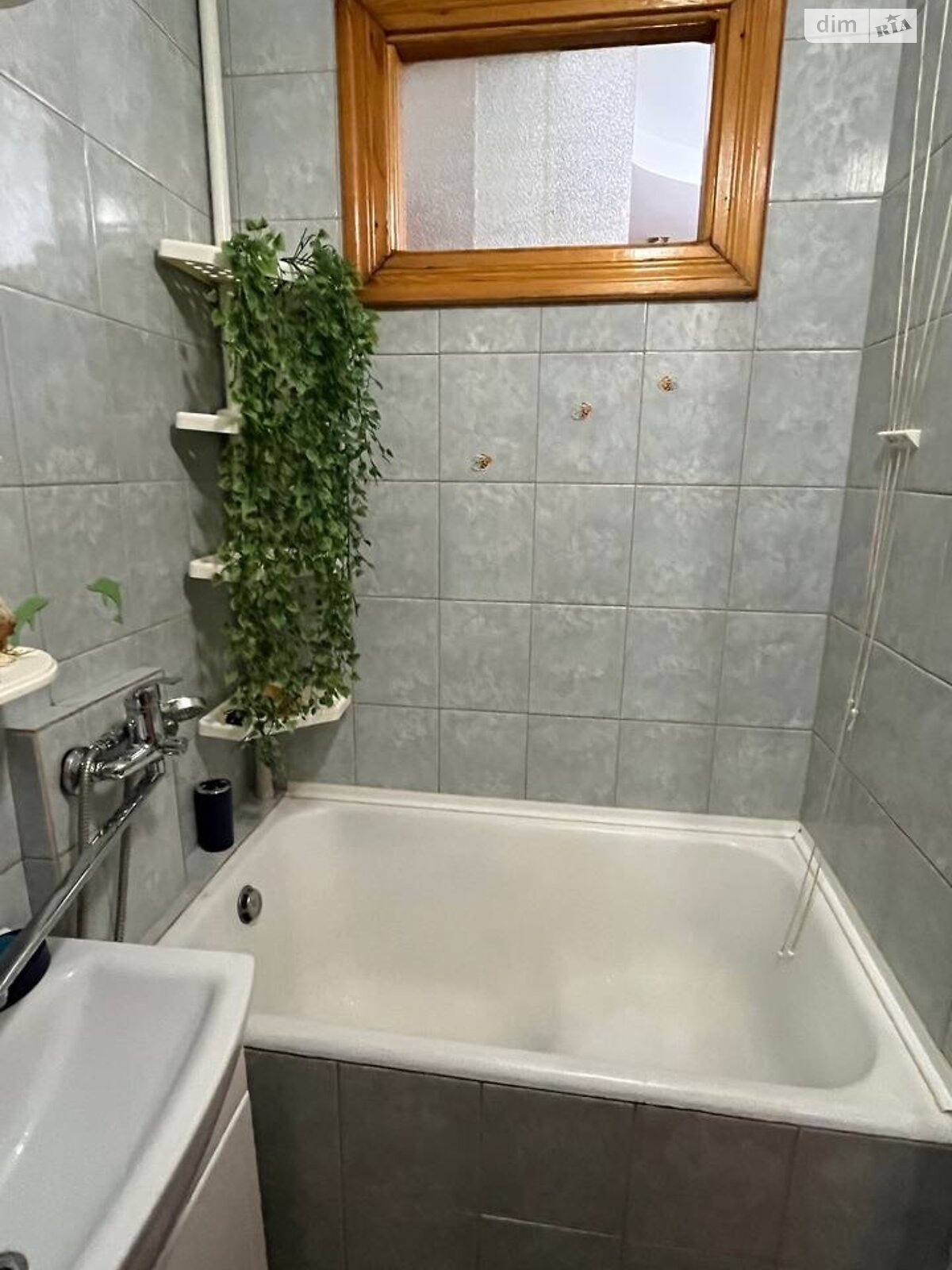 Bright one-room apartment on Naukova Street with full furnishing