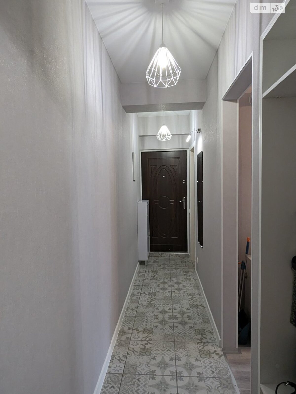 2-Room Apartment near Privoz Market, City Center, Fresh Renovation