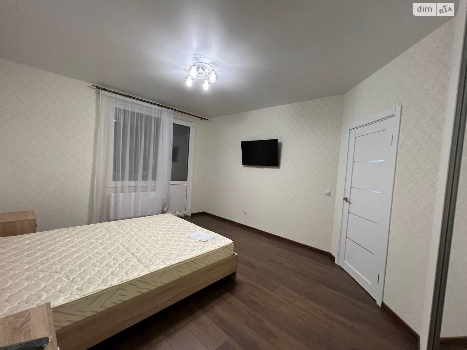 1-Bedroom Apartment in Zarichanska District with Individual Gas Heating