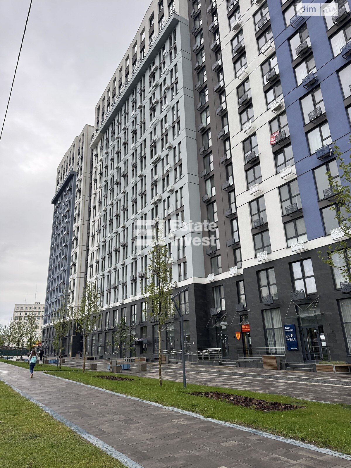 1-Bedroom Apartment in Sky Avenue Complex, Kyiv