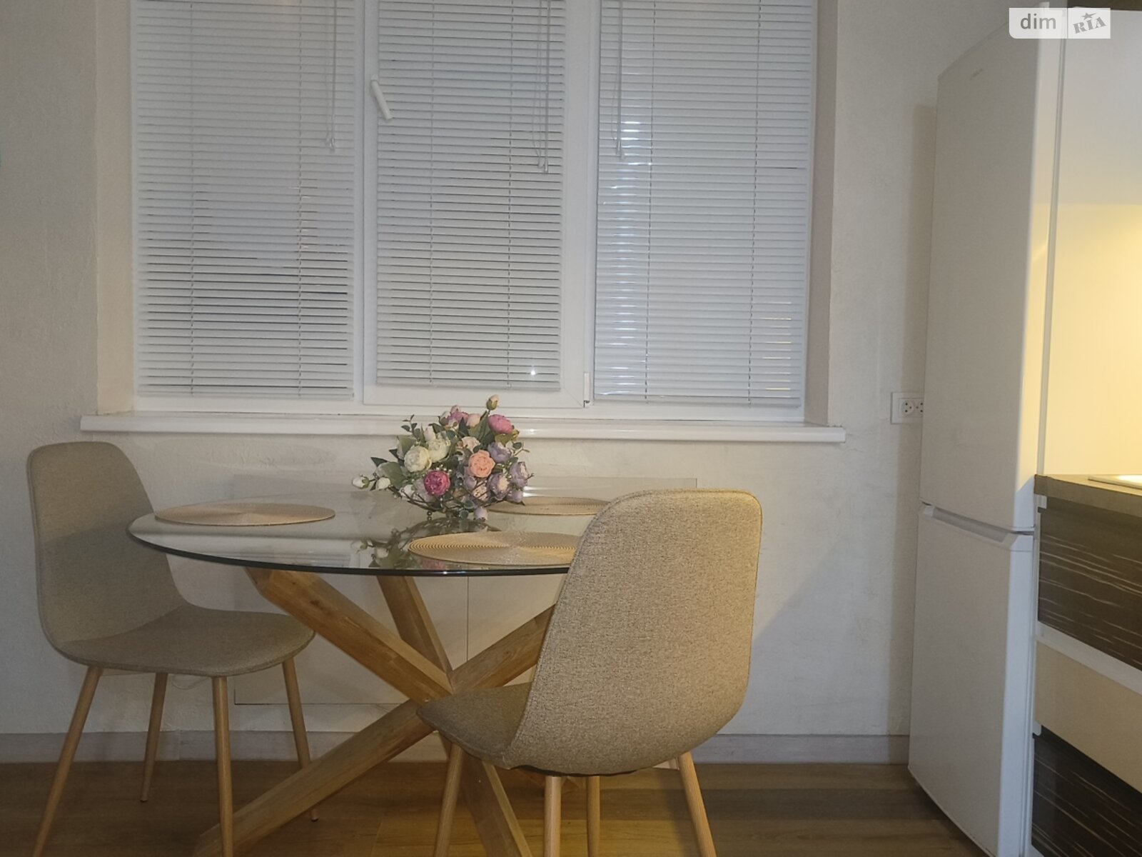 Stylish 2-room apartment with terrace near city center