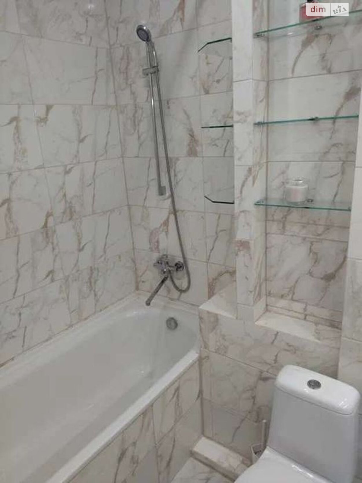 1-Bedroom Apartment in Kyiv, Fully Furnished and Equipped