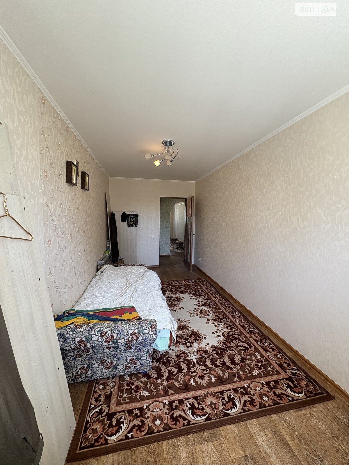 Furnished apartment on Professor Gerasuti Street with pet-friendly option