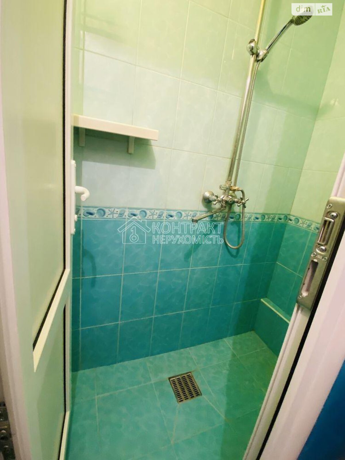 3-Room Apartment on Derevyanka Street, Utilities Included