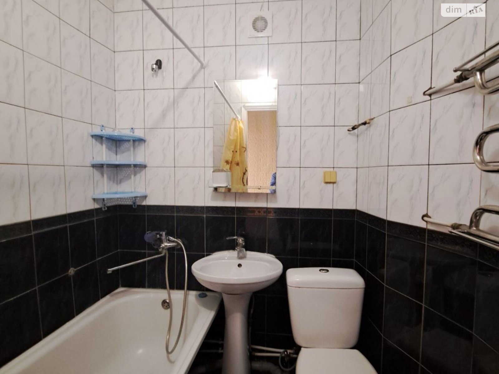1-Room Apartment on Saltkivka, Near Metro