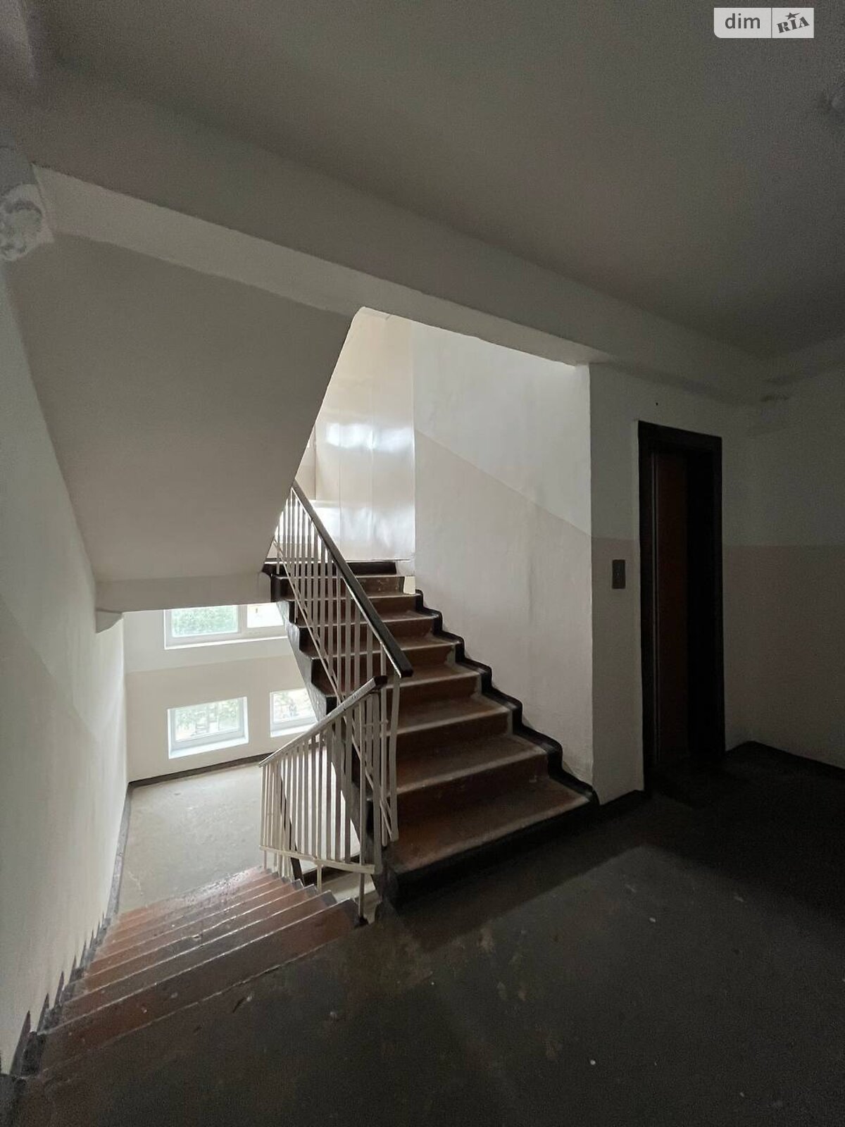 2-Room Apartment on Kalinova Street with Renovation and Full Furnishing