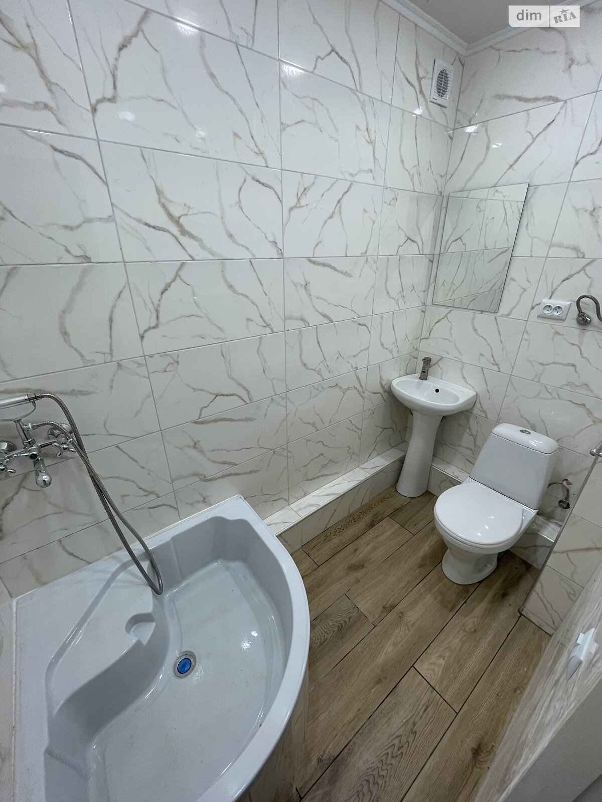 2-Room Apartment in Excellent Location with Comfortable Infrastructure