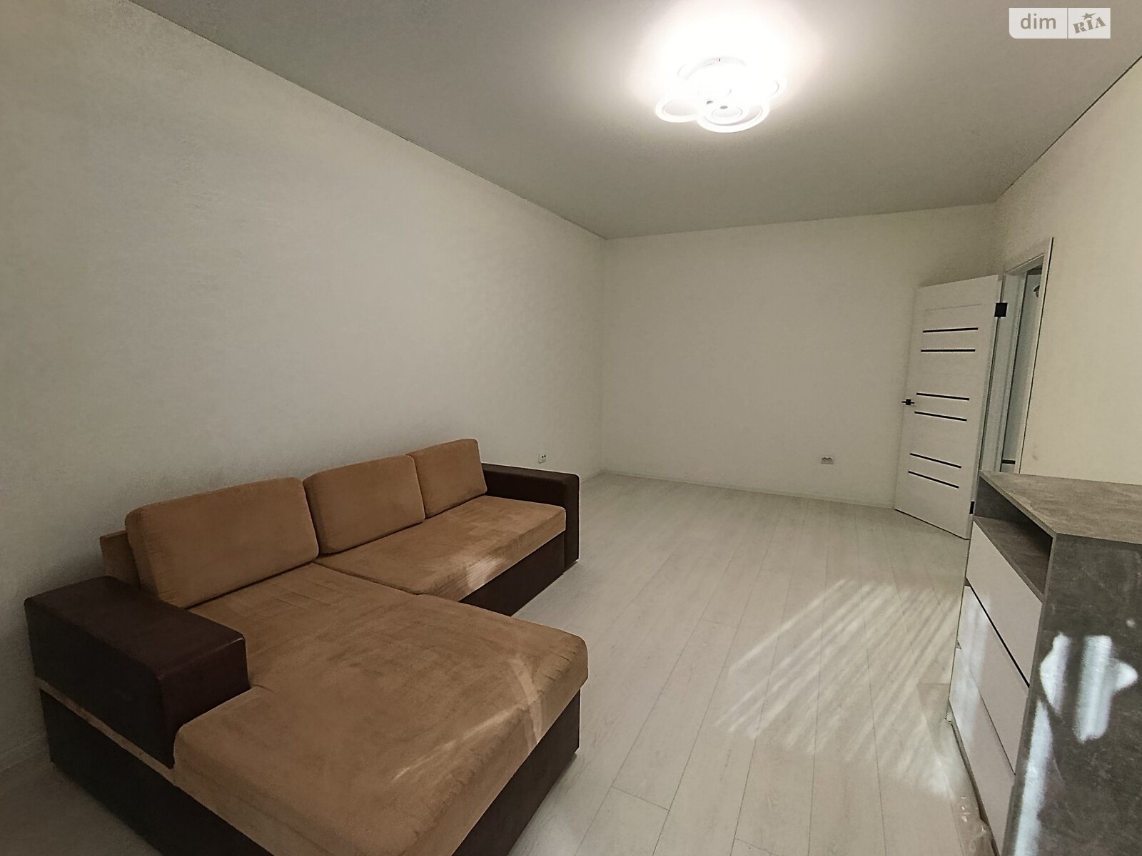 1-Bedroom Apartment in Youth District near Ozernaya, Agora Shopping Center