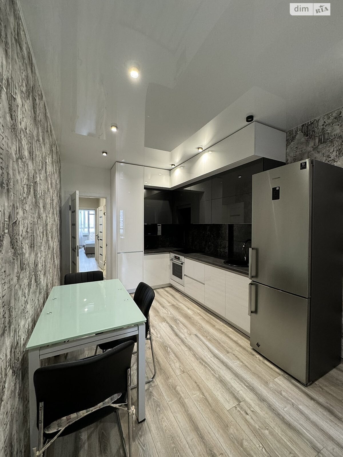 3-Room Apartment in New Building on Tairova with Quality Renovation