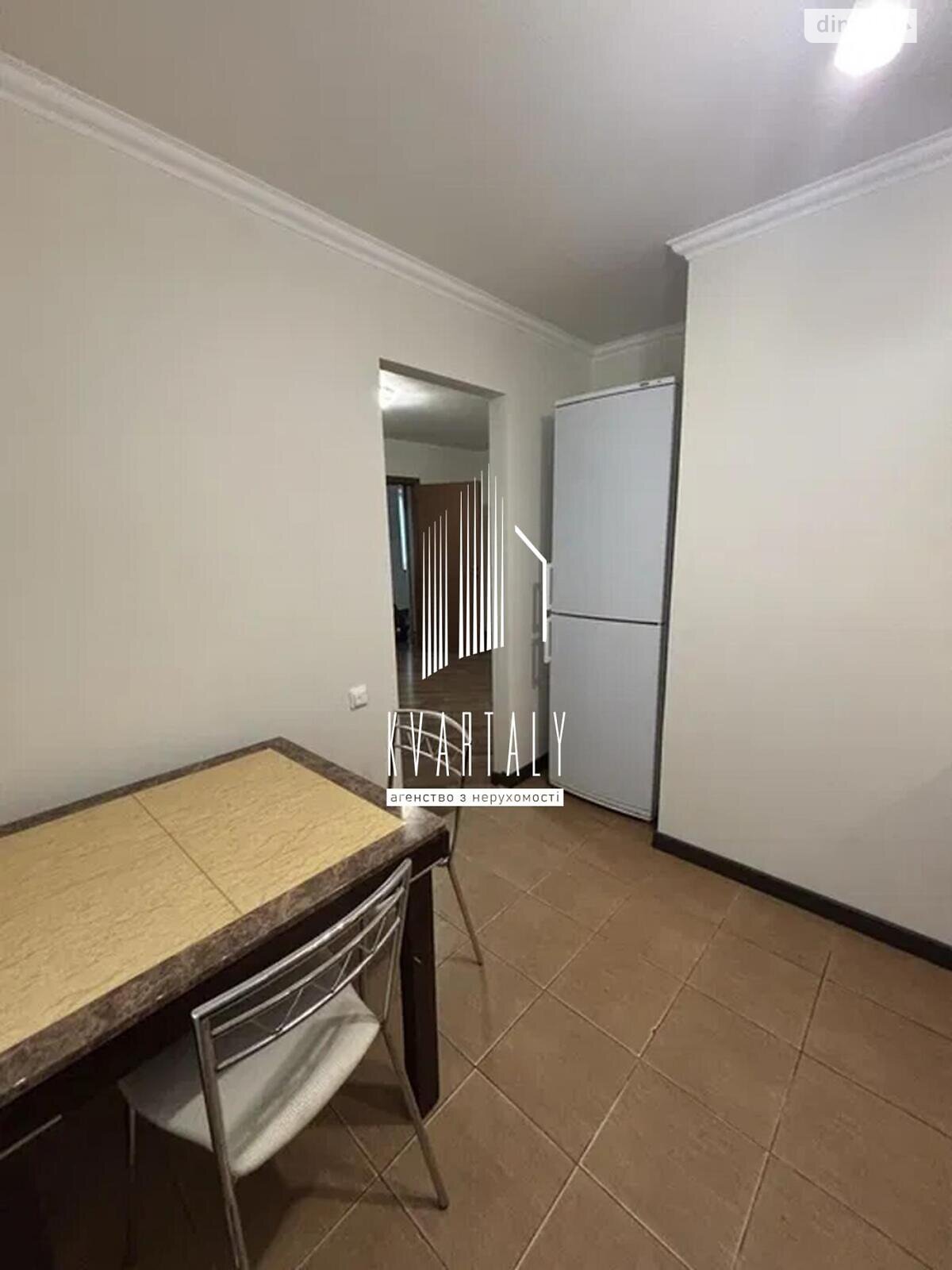 2-Room Apartment on Oleny Telihy Street, 1st Floor, Well-Equipped