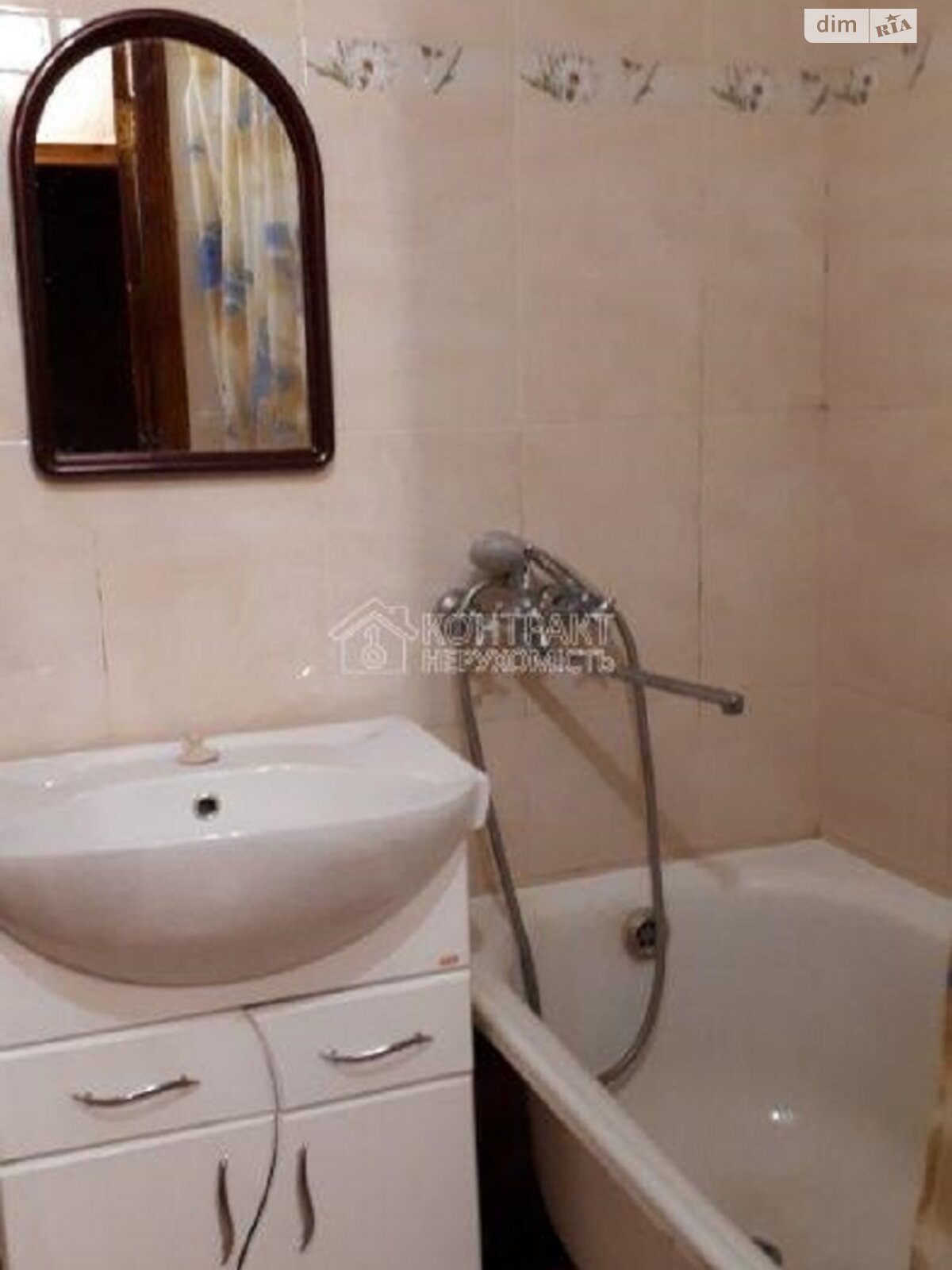 1-room apartment in Solnechny microdistrict near Industrialnaya metro