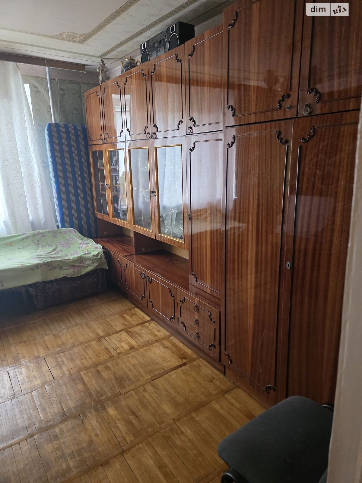 2-Room Apartment on Polovetska Street, 4/9 Floor