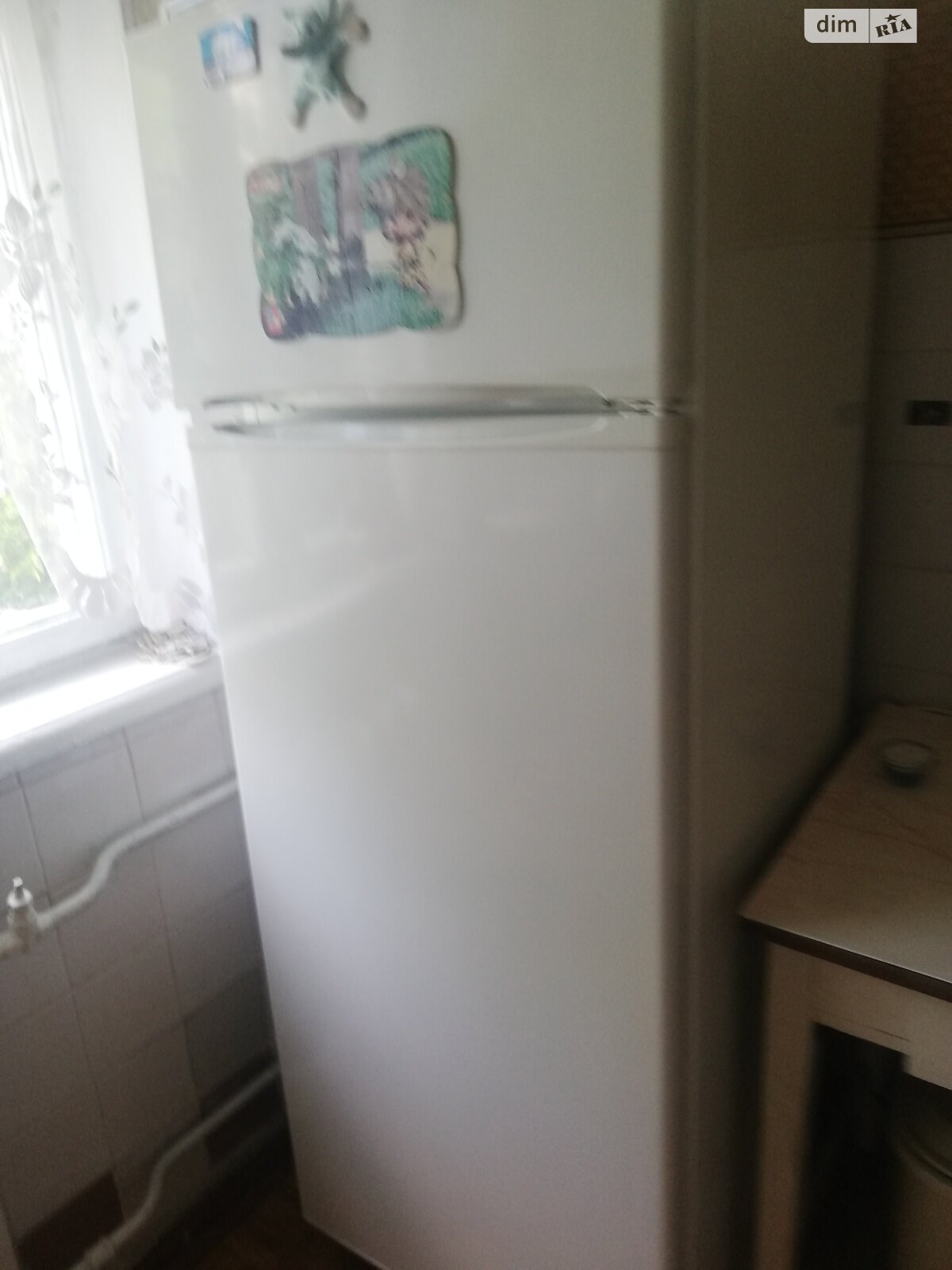 Дві окремі кімнати з базовим меблюванням та необхідною побутовою технікою