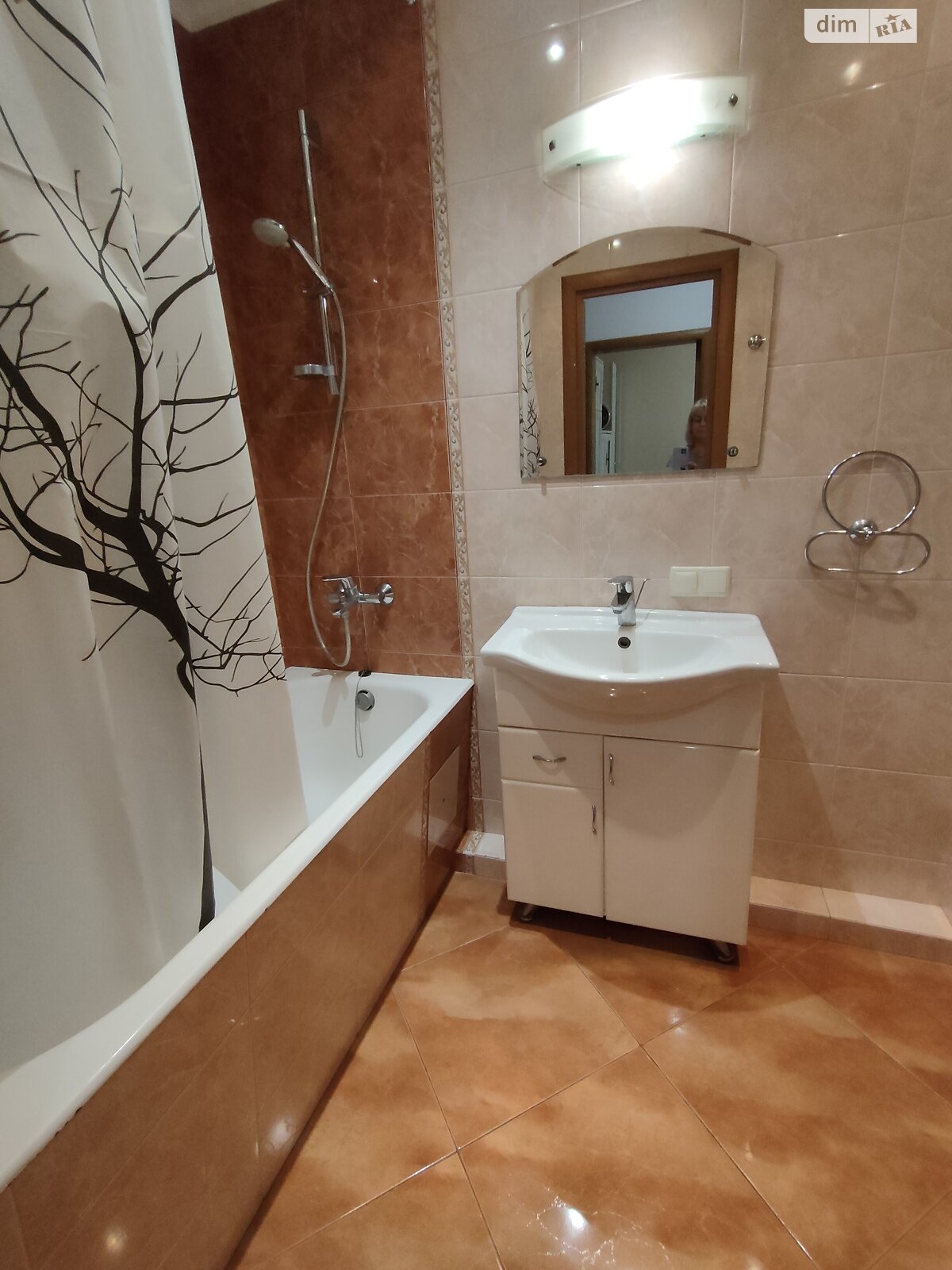 1-Room Apartment near Poznyaki Metro, Fresh Renovation