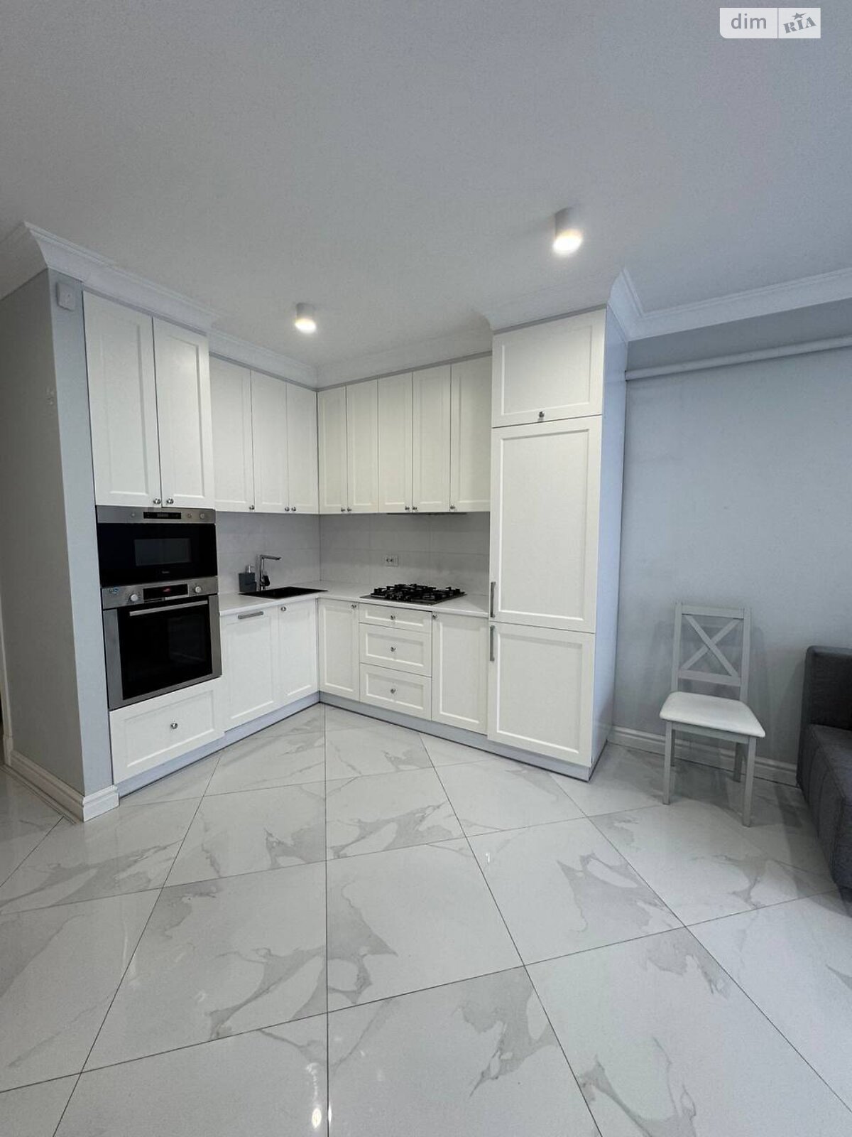 Spacious 1-bedroom apartment in Avalon Light complex