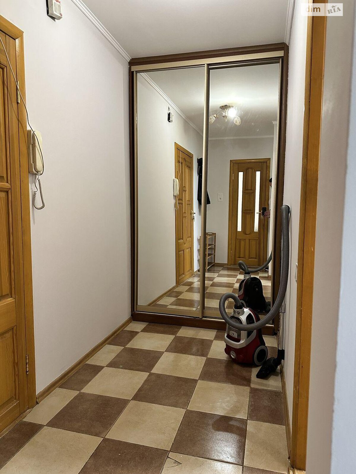 1-bedroom apartment near Obolon metro, Podolsky district