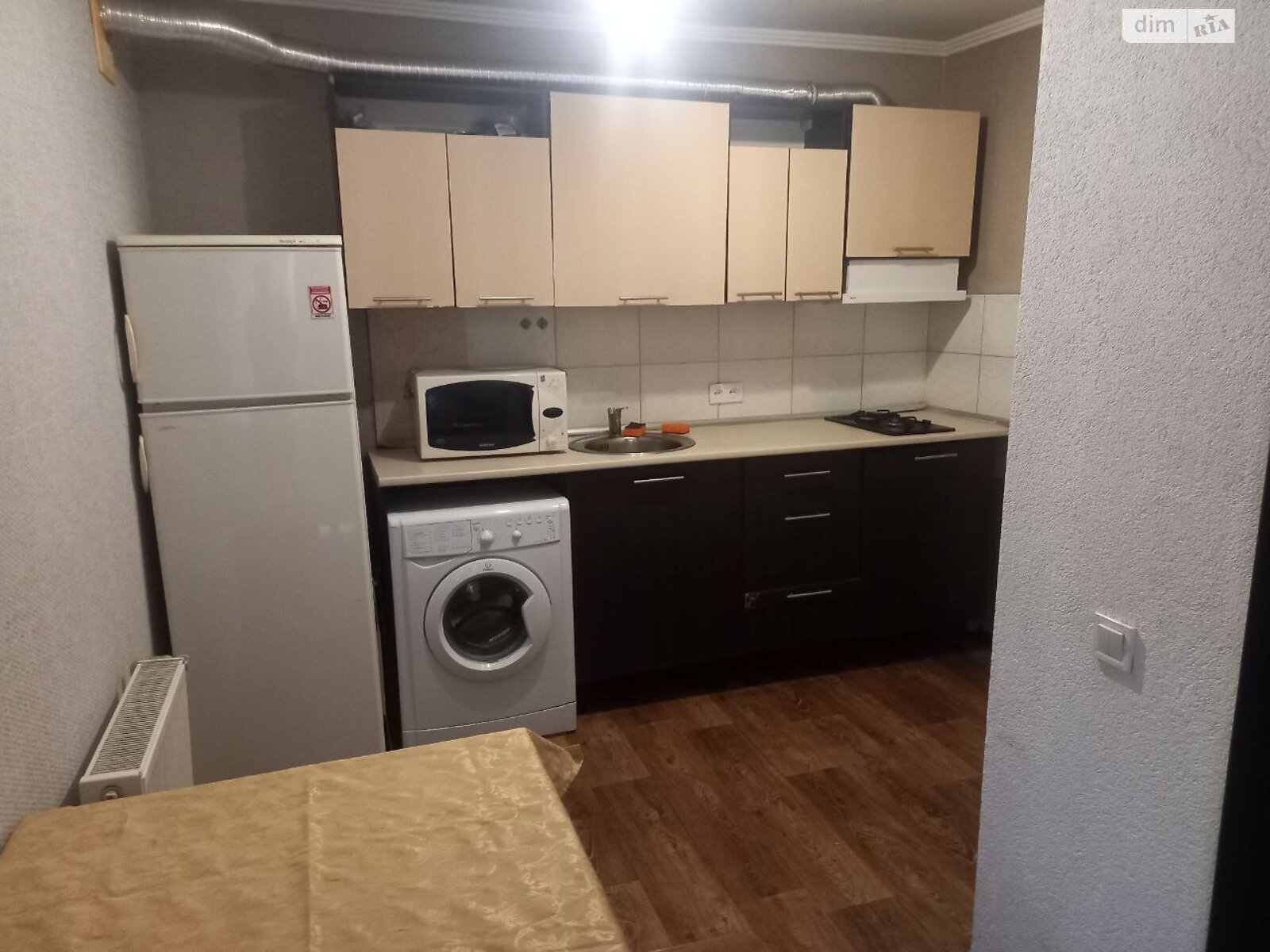1-Room Apartment near Zashchitnikov Metro, Pavlenkovskaya Street