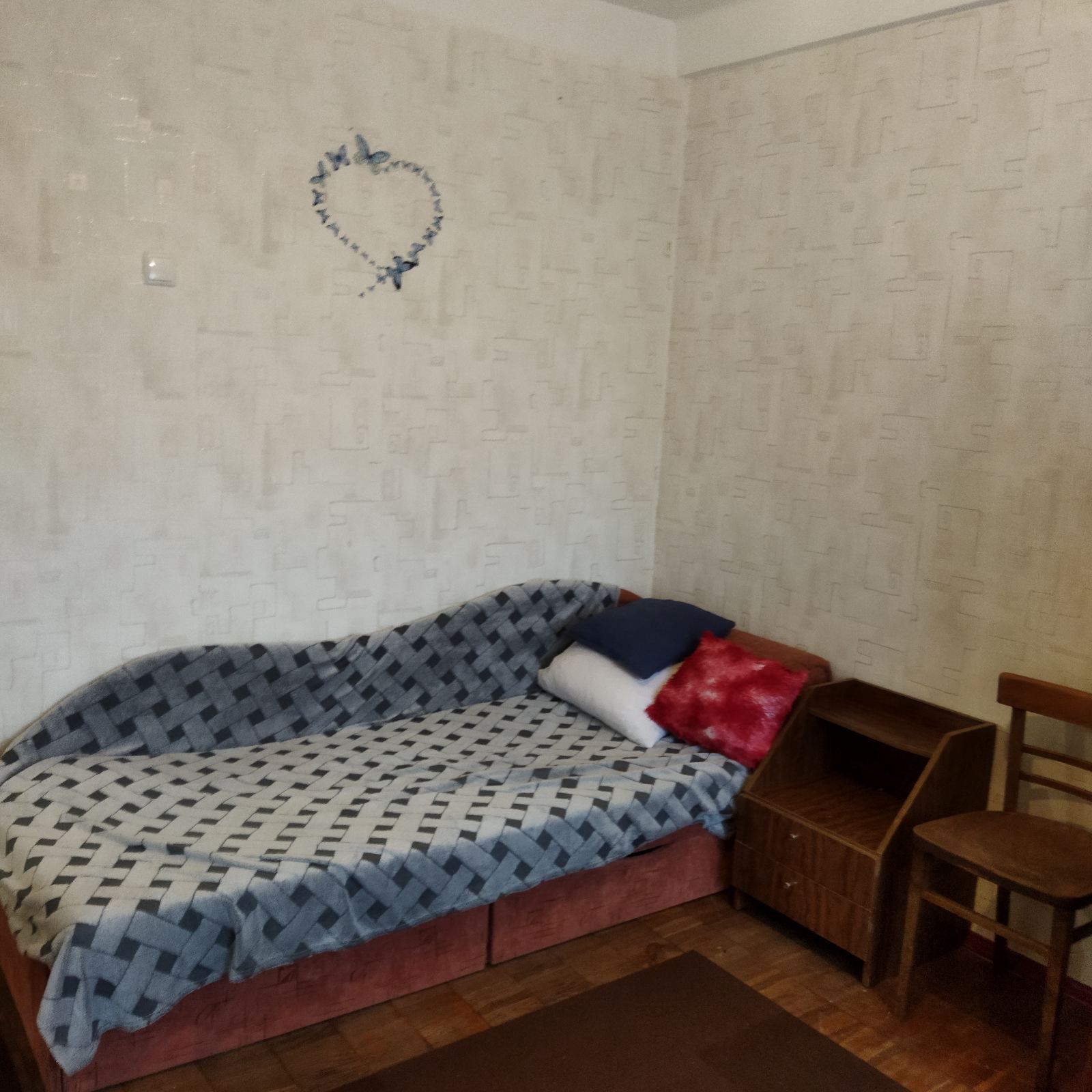 2-Room Separated Apartment in Dniprovskyi District, Berezniak