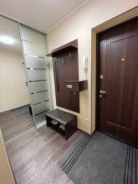 1-Room Apartment on Nauky Avenue, Fully Renovated Studio