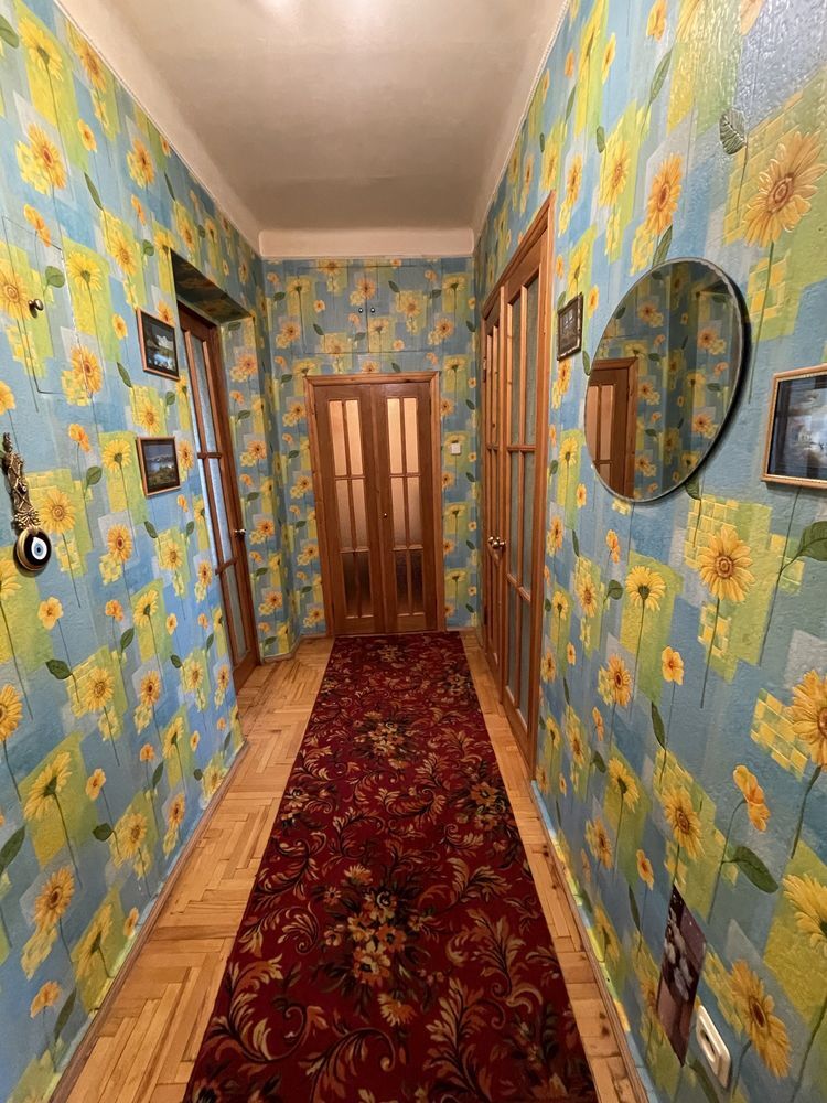 2-Room Apartment in Dnipro City Center near Menora