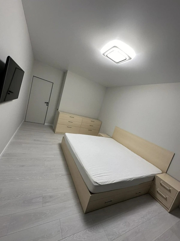 2-Room Apartment in Molodezhny Complex, Alekseevka