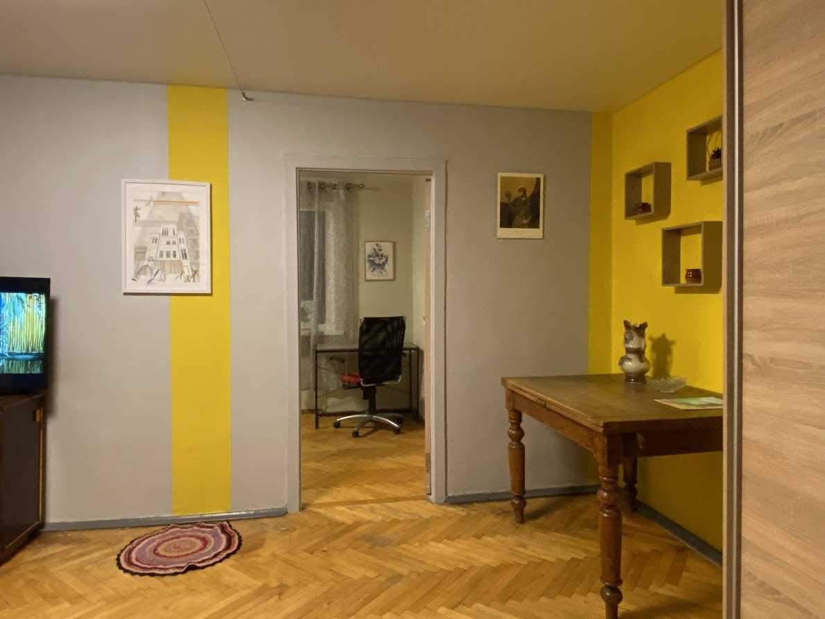 2-Room Apartment on Svobody Street, Vynohrader, Podilsky District