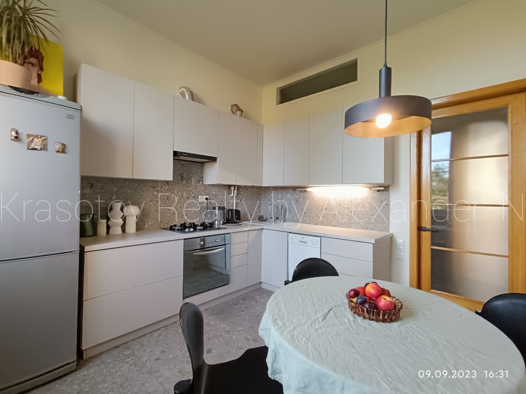Charming Odessa Apartment near Deribasovskaya and Opera House