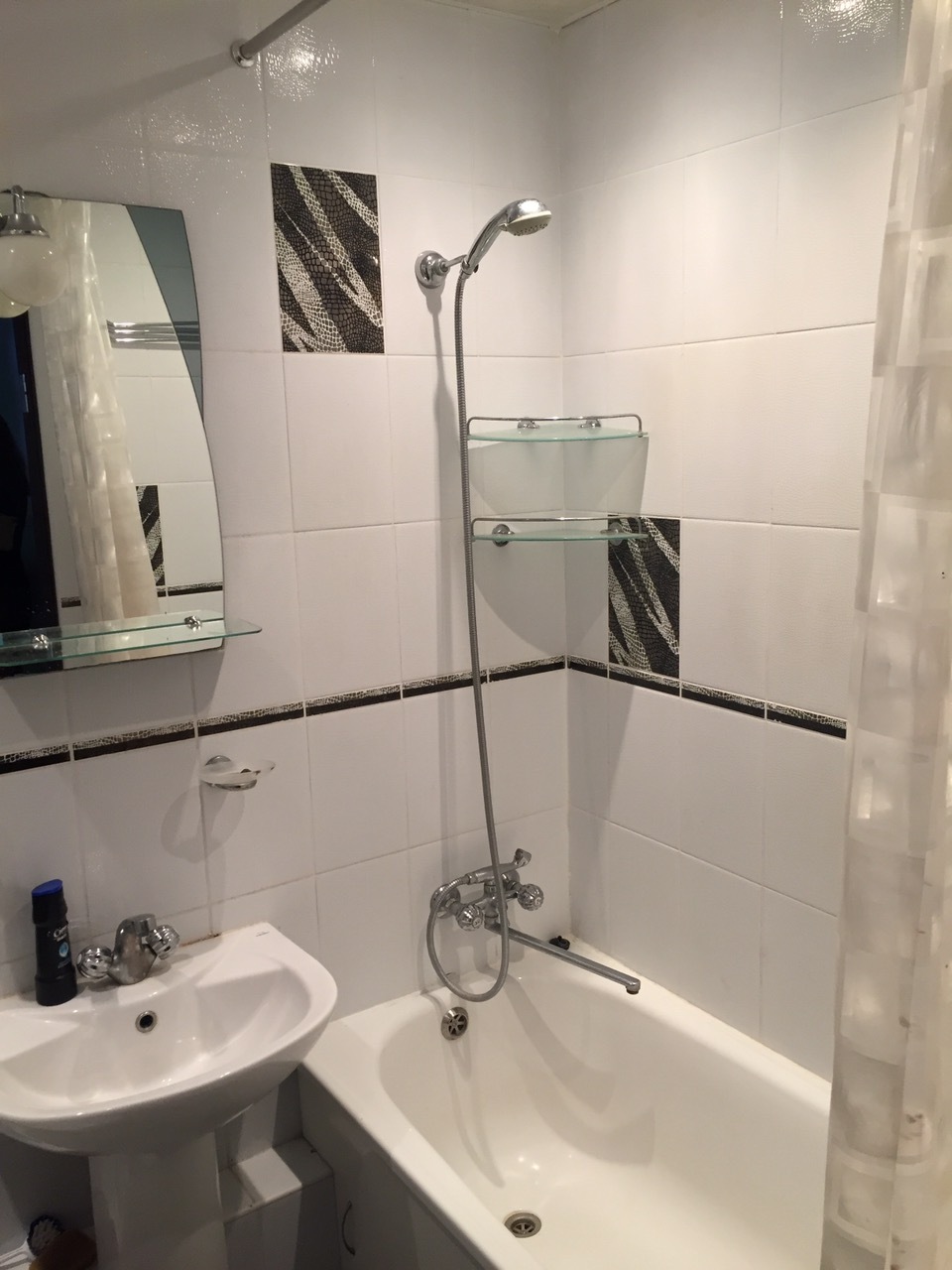 3-Room Apartment at Red Stone, Fully Furnished with Modern Amenities
