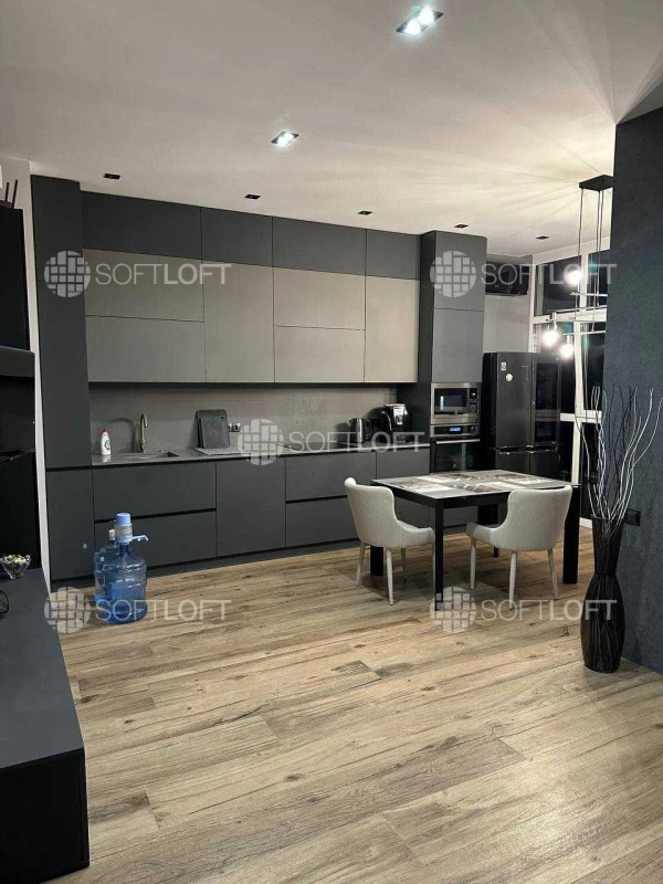 2-Room Business Class Apartment in Pavlovo Pole